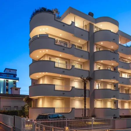 דירה Residenza Levante ריצ'יונה