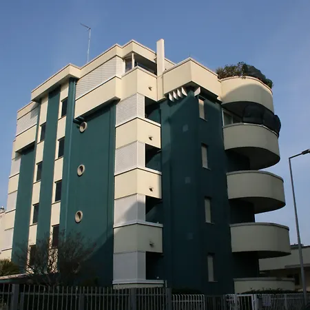 アパート Residenza Levante リッチョーネ