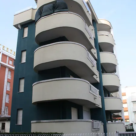 Residenza Levante Apartment *