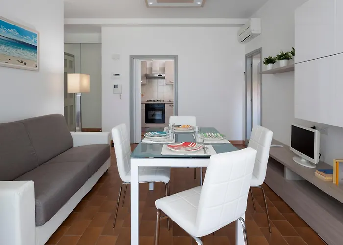 Residenza Levante 아파트 *