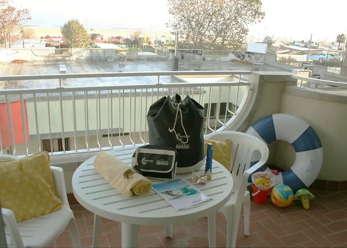 아파트 Residenza Levante 리치오네